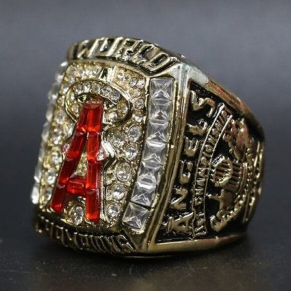 MLB | Accessories | Los Angeles Angels Championship Ring Fast Shipped ...